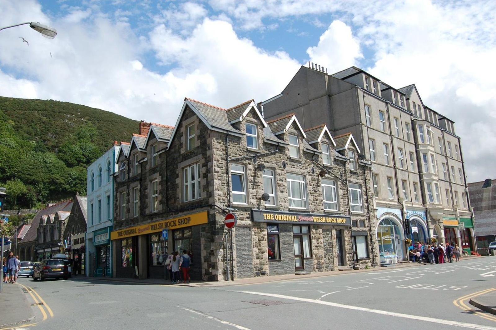 Beach Vista Apartment Three In Barmouth Eksteriør bilde